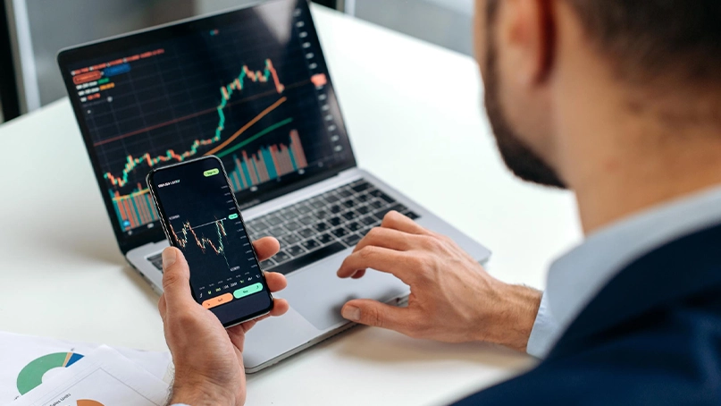 PluraXAI Trading Plattform